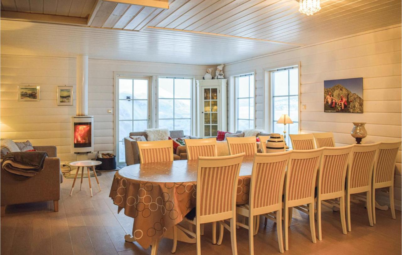 5 Bedroom Cozy Home In Norheimsund Kültér fotó